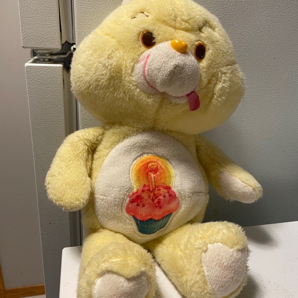 Vintage Care Bear - Birthday Bear